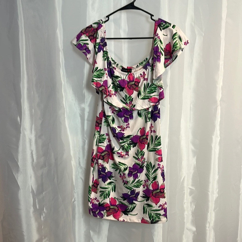 Women’s dress. 1996
